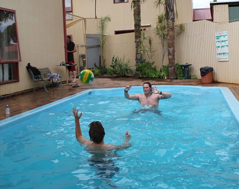 Kalgoorlie YHA - New South Wales Tourism  5