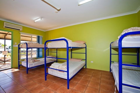 Exmouth YHA - New South Wales Tourism  2