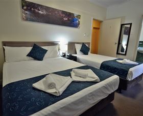 Lees Hotel Motel - New South Wales Tourism  1