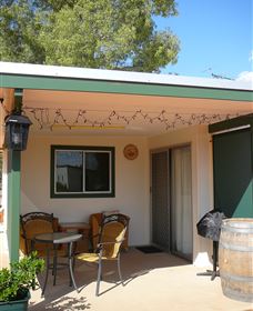 Charleville Bush Caravan Park And Cottage - New South Wales Tourism  1