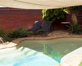Gladstone Backpackers - New South Wales Tourism  1