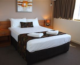 Gladstone Reef Hotel Motel - New South Wales Tourism  0