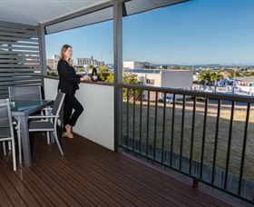 Gladstone Heights Executive Apartments - New South Wales Tourism  1