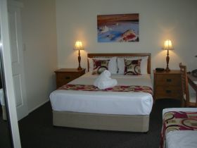 Palm View Holiday Apartments - New South Wales Tourism  0