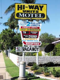 Hi-Way Units Motel - New South Wales Tourism  1