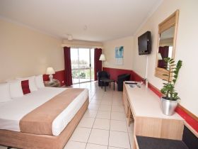 Ocean International Hotel - New South Wales Tourism  1