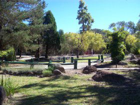 Murray Gardens Cottages And Motel - New South Wales Tourism  0