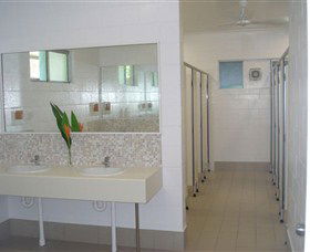Absolute Backpackers Mission Beach - New South Wales Tourism  2