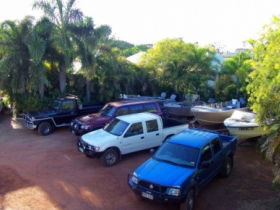 Gee-Dees Family Cabins - New South Wales Tourism  0