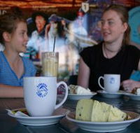 Ashs Holiday Units and Cafe - New South Wales Tourism 