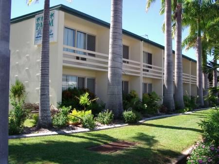 Palm Waters Villa - New South Wales Tourism  0