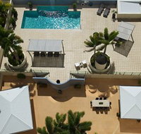 Jack and Newell Cairns Holiday Apartments - New South Wales Tourism 