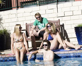 Airlie Beach YHA - New South Wales Tourism  1