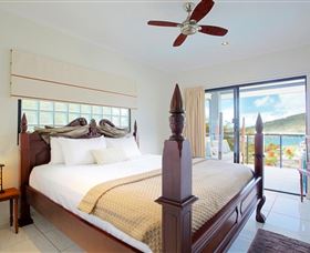 At Waterfront Whitsunday Retreat - New South Wales Tourism  2