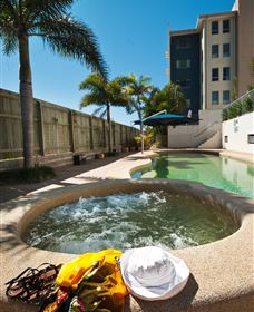 The Point Resort, Bargara - New South Wales Tourism  1