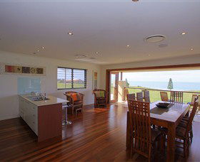 Ocean Paradise Holiday House - New South Wales Tourism  3