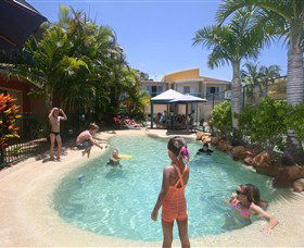 Coolum Beach Getaway Resort - New South Wales Tourism  0