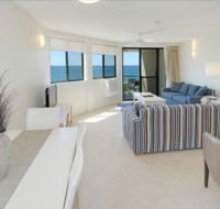 Malibu Mooloolaba - New South Wales Tourism 