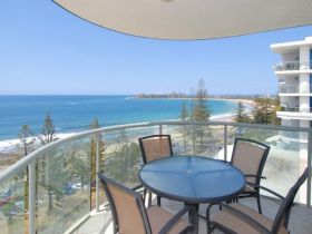 Malibu Mooloolaba - New South Wales Tourism  2