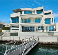 Prestige in Paradise - New South Wales Tourism 