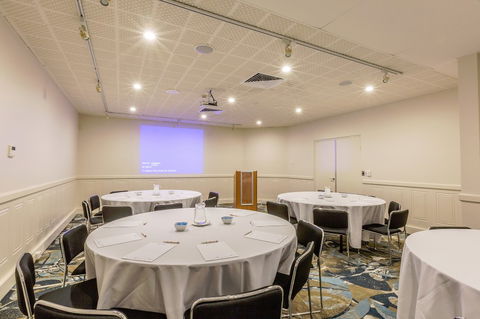 Ramada Hotel Hope Harbour - New South Wales Tourism  4