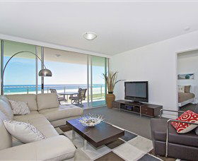 Kirra Surf Apartments - New South Wales Tourism  2