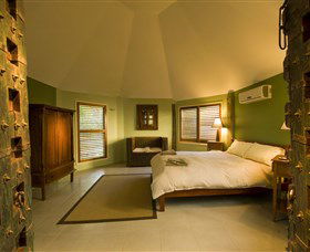 Glasshouse Mountains Ecolodge - New South Wales Tourism  2