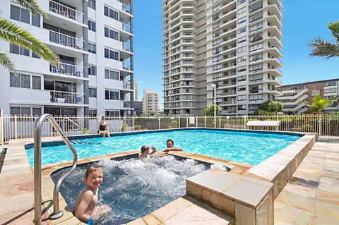 Sandpiper Apartments Broadbeach - New South Wales Tourism  3