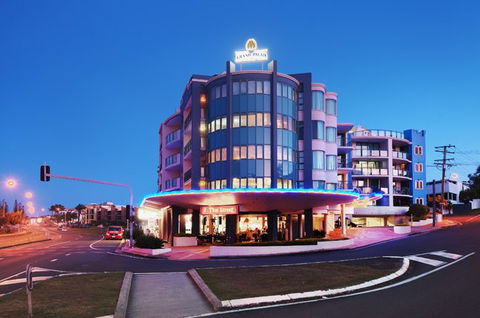 Grand Palais Beachside Resort - New South Wales Tourism  0