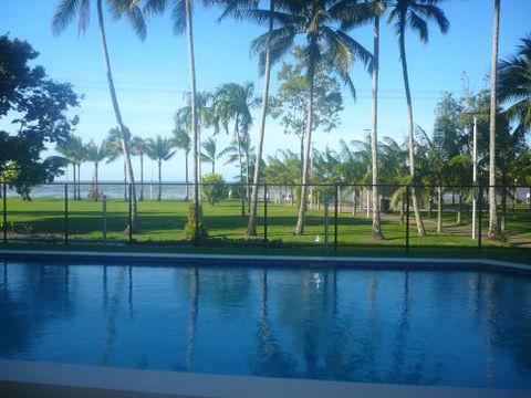 Coral Towers Holiday Suites - New South Wales Tourism  8