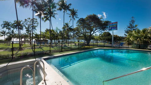 Coral Towers Holiday Suites - New South Wales Tourism  12