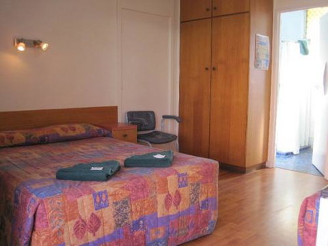 Desert Rose Inn - New South Wales Tourism  17