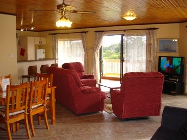 Lake Front Motel - New South Wales Tourism  13
