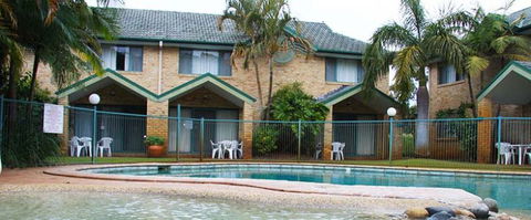 Aqua Villa Holiday Apartments - New South Wales Tourism  0