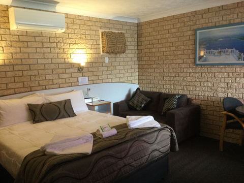 BEST WESTERN Kennedy Drive Motel - New South Wales Tourism  15