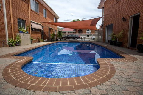 Meramie Motor Inn - New South Wales Tourism  7