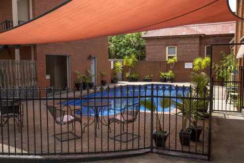 Meramie Motor Inn - New South Wales Tourism  9
