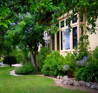 Cotswold Gardens Armidale - New South Wales Tourism 