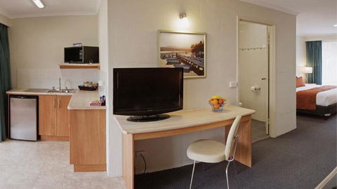 Best Western Fairway Motor Inn - New South Wales Tourism  6