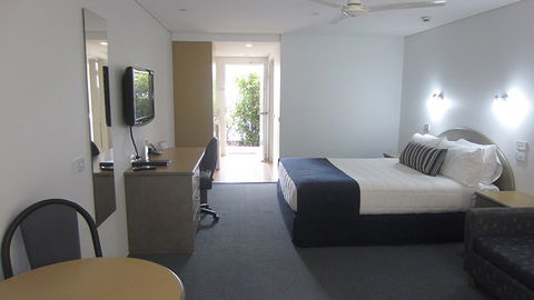 Best Western Macquarie Barracks Motor Inn - New South Wales Tourism  5