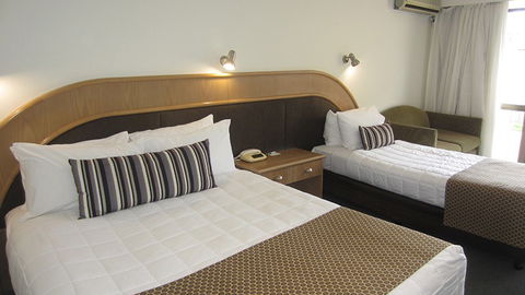 Best Western Macquarie Barracks Motor Inn - New South Wales Tourism  8
