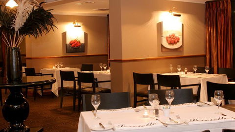 Best Western Sanctuary Inn - New South Wales Tourism  9