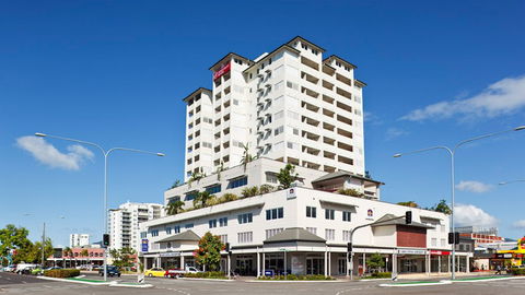 BEST WESTERN PLUS Cairns Central Apartments - New South Wales Tourism  3