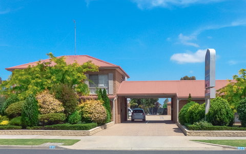 BEST WESTERN Colonial Motor Inn - New South Wales Tourism  3