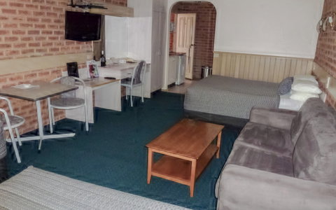 BEST WESTERN Colonial Motor Inn - New South Wales Tourism  5