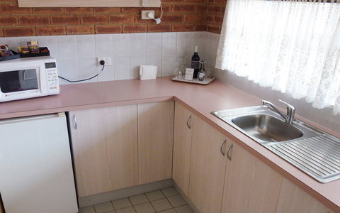 BEST WESTERN Colonial Motor Inn - New South Wales Tourism  10