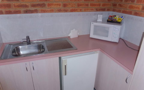 BEST WESTERN Colonial Motor Inn - New South Wales Tourism  12