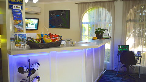 BEST WESTERN Cathedral Motor Inn - New South Wales Tourism  6