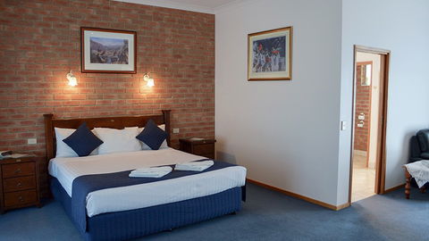 BEST WESTERN Coastal Waters Motor Inn - New South Wales Tourism  1