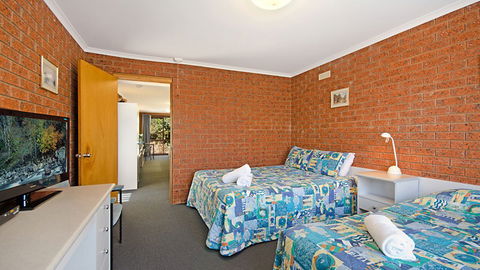BEST WESTERN Whalers Rest Motor Inn - New South Wales Tourism  7